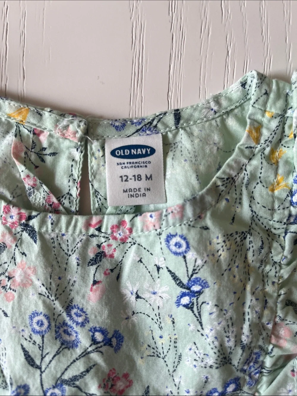 Old Navy soft mint